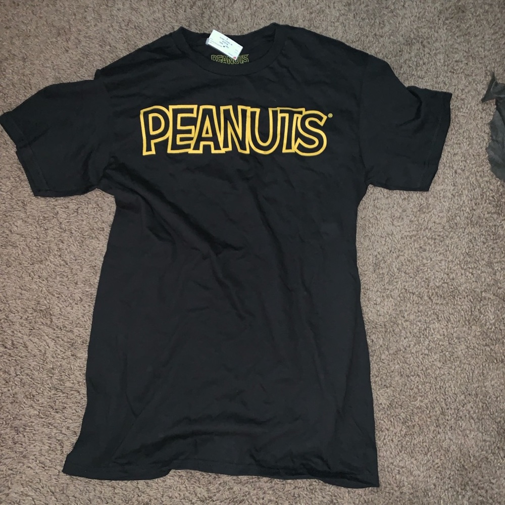 Peanuts tee shirt